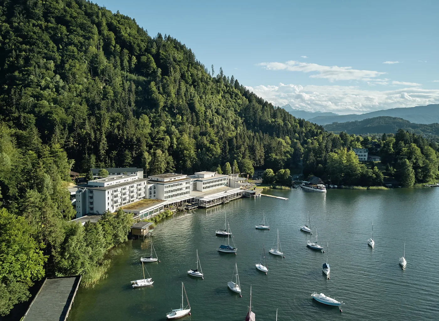 World Rowing Hotel by ROBINSON am Ossiacher See aus der Luft